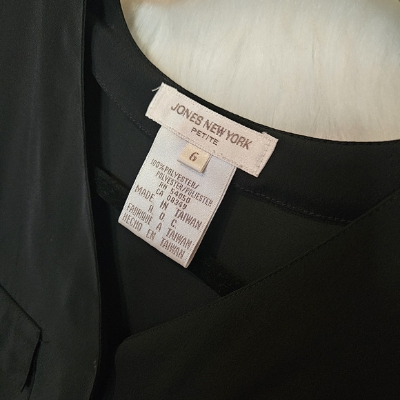 Jones New York Petite Classic Sheer Button Up Blouse - Picture 4 of 8